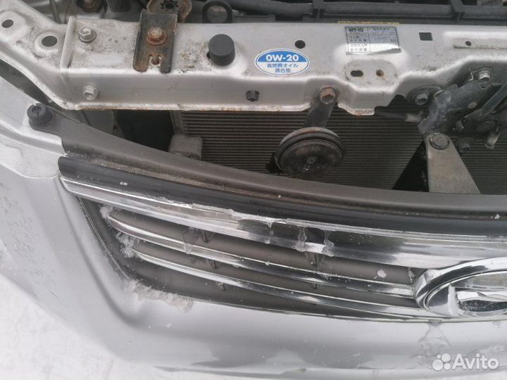 Решетка радиатора Toyota Corolla Axio NZE144