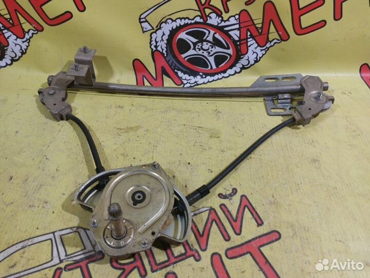 Механический стеклоподъемник задний левый Ваз LADA