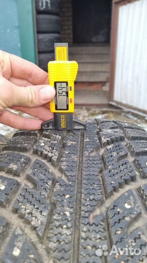 Kumho I'Zen KW31 235/60 R18 107Y