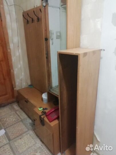 Стенка прихожая