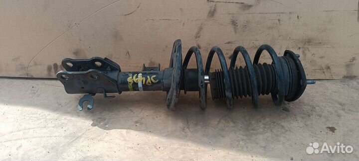 Амортизатор перед правый Mazda 6GJ.Оригинал