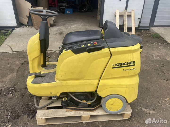 Поломоечная машина Karcher