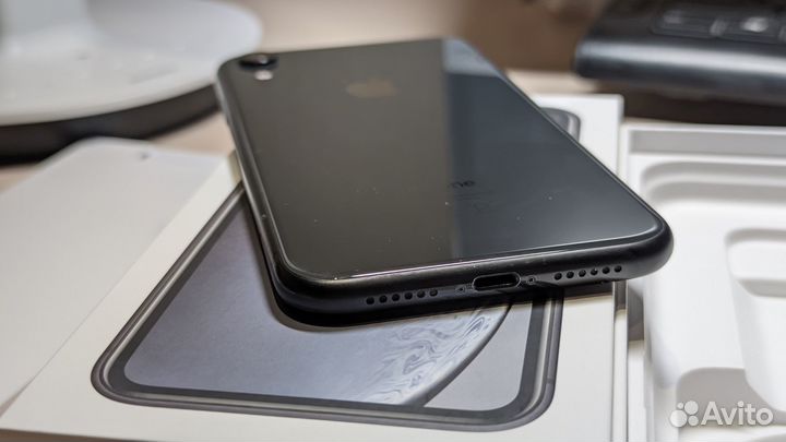 iPhone Xr, 128 ГБ