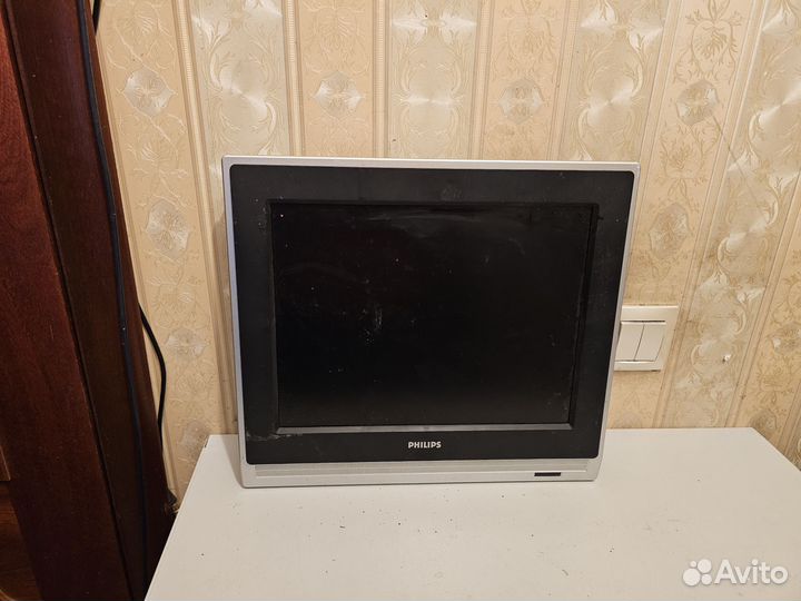 Телевизор philips 15