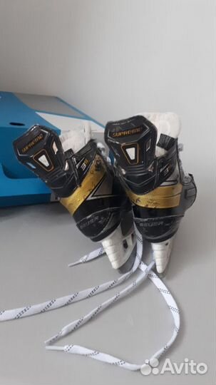 Коньки хоккейные