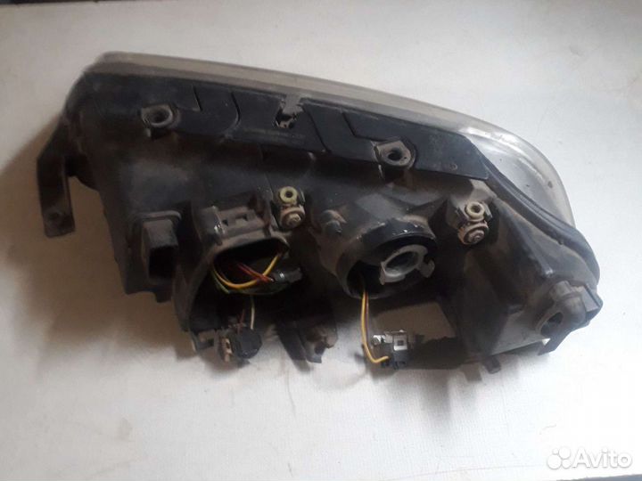 Фара wv b5 правая