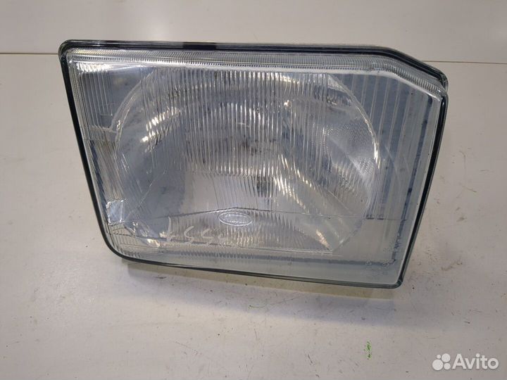 Фара (передняя) Land Rover Discovery 2, 2002