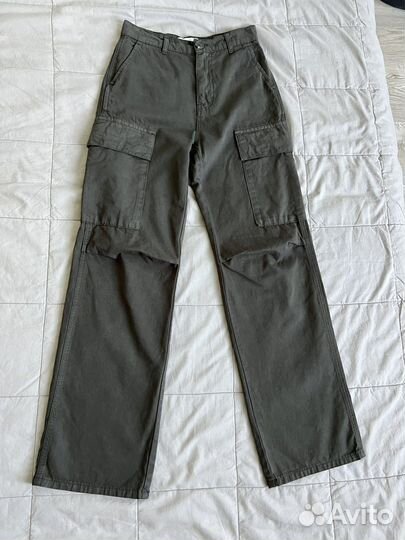 Джинсы хаки с накладными карманами 42