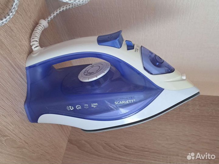 Утюг Scarlett