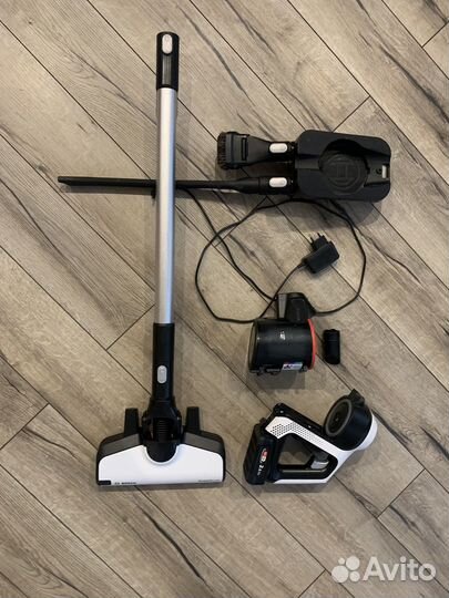 Вертикальный беспроводной пылесос Bosch