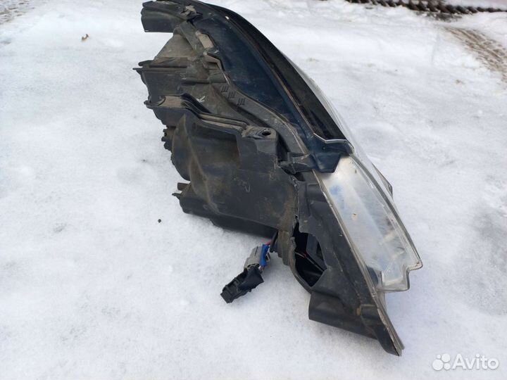 Фары на toyota camry 55