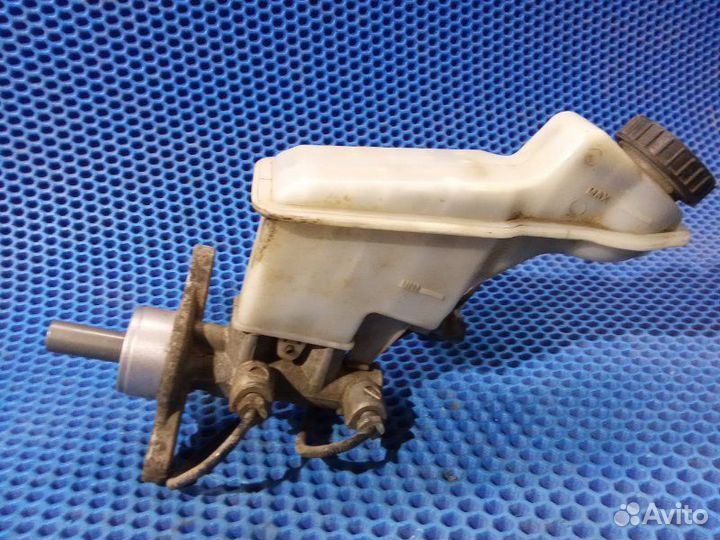 Главный тормозной цилиндр Chevrolet Cobalt B15D2