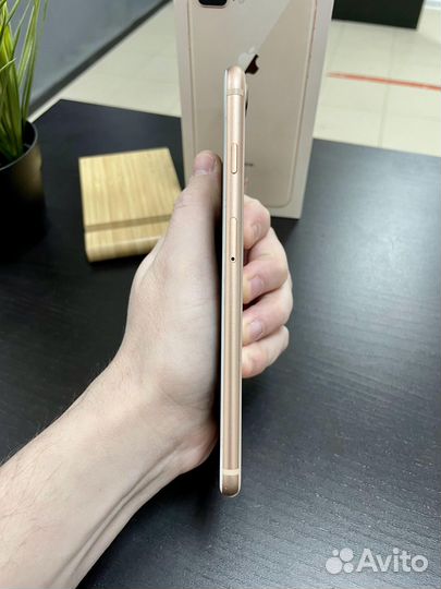 iPhone 8 Plus, 64 ГБ