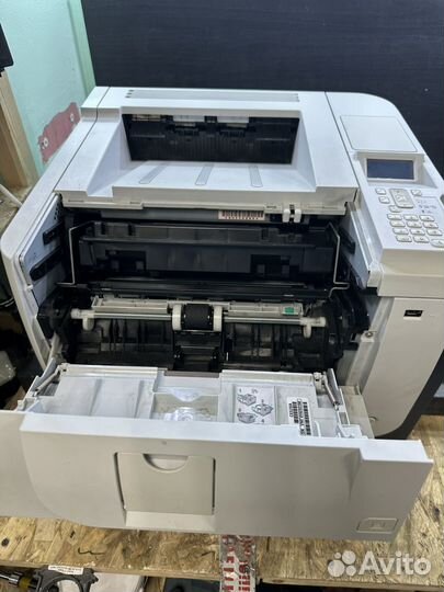 Hp laserJet p3015