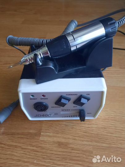 Машинка для маникюра и педикюра