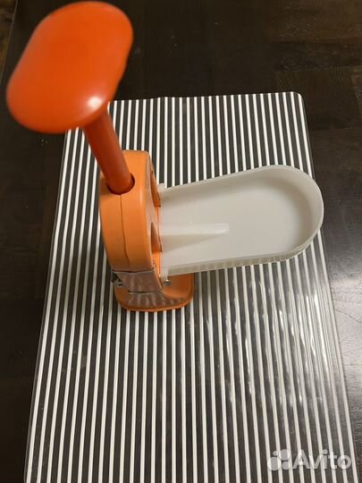 Косточковыдавливатель