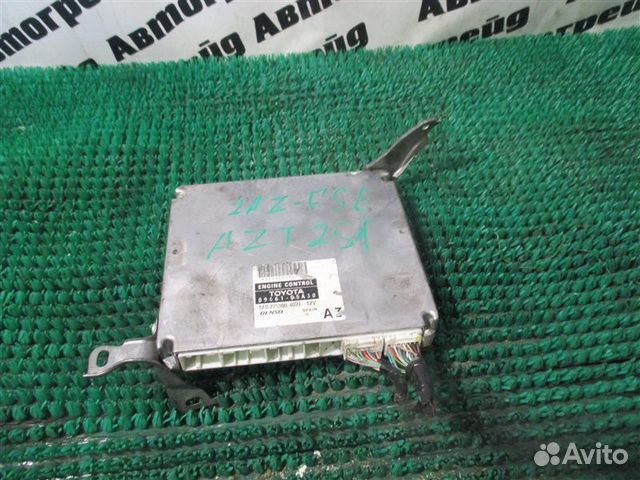 Блок управления двс Toyota Avensis AZT251 2AZ-FSE