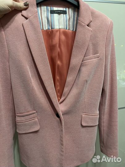 Пиджаки и блузка