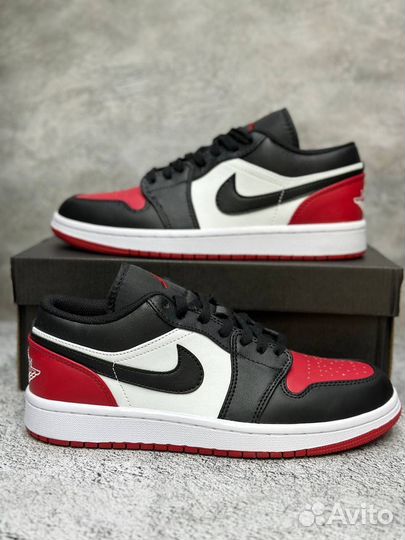 Nike Air Jordan 1 Low Bred Toe 2.0