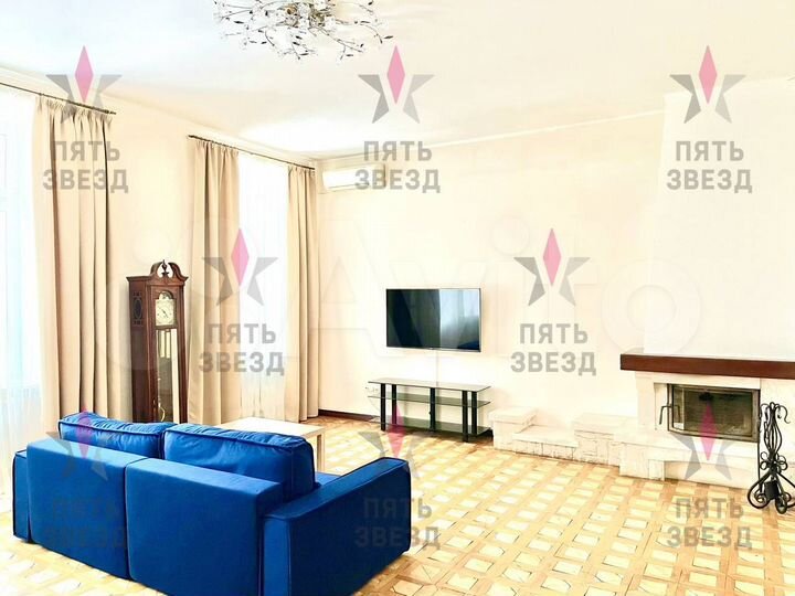 Дом 256 м² на участке 1,4 сот.