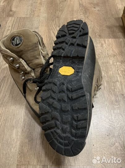 Треккинговые ботинки мужские
