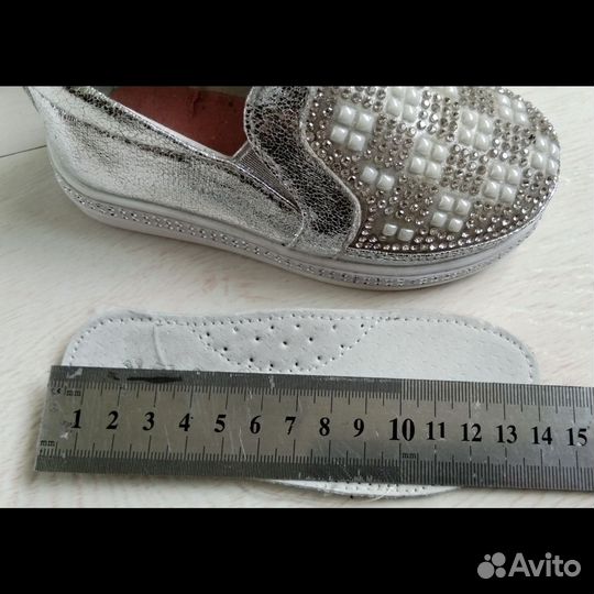 Туфли для девочки, серебро, 22,5 р, 25р, новые