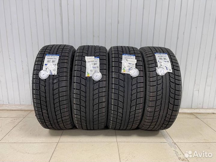 Triangle TR777 215/70 R16