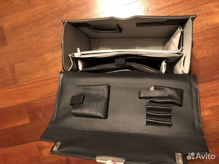 Чемодан BMW фирменный