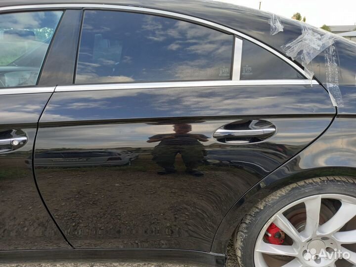 Дверь задняя левая Мерседес W219