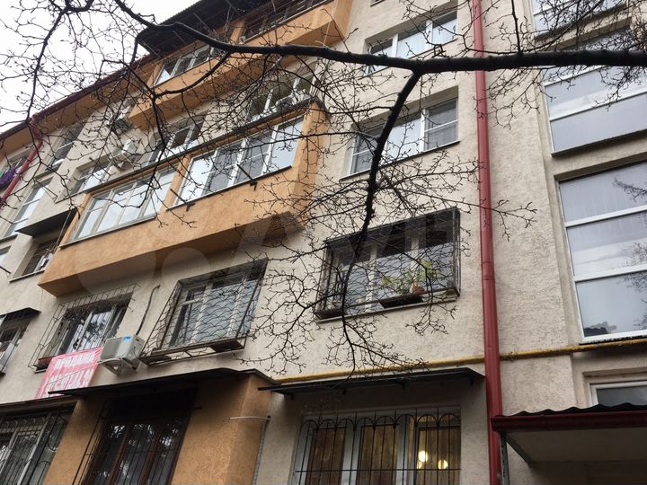 2-к. квартира, 52 м², 3/5 эт.