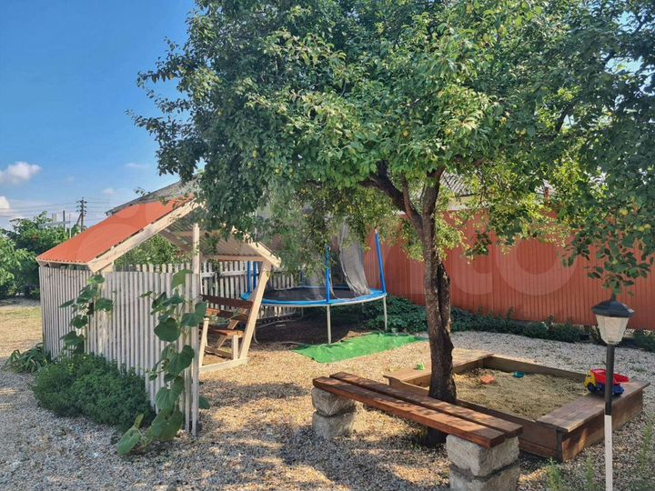 Комната 15 м² в 1-к., 1/2 эт.