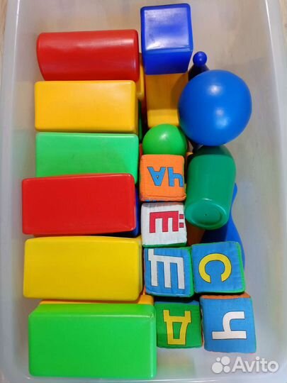 Набор пластиковых кубиков