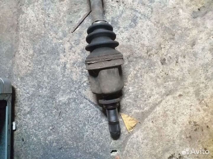 Привод левый Мазда 3 1.6 Z6 МКПП 2008г