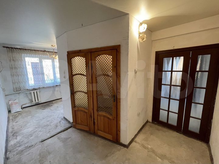 3-к. квартира, 58 м², 5/5 эт.