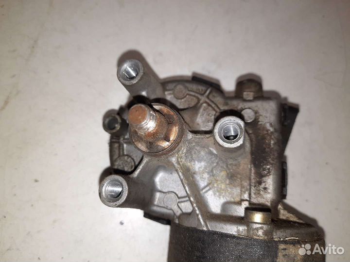 Моторчик стеклоочистителя Opel Vectra B