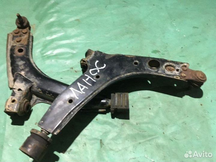 Рычаги подвески передние Chevrolet Lanos