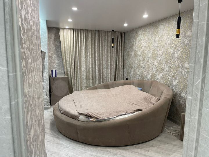 3-к. квартира, 88 м², 11/25 эт.