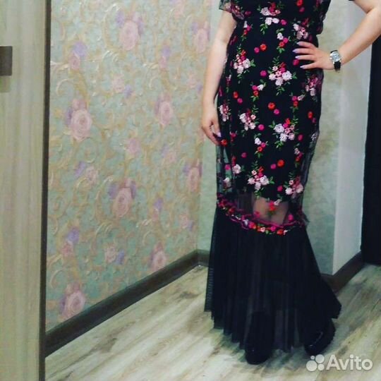 Вечернее платье