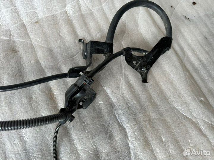 Провод датчика ABS задний правый Toyota Camry