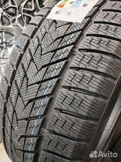 Grenlander IceHawke II 275/55 R20