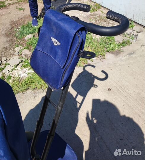 Трехколесный велосипед bentley