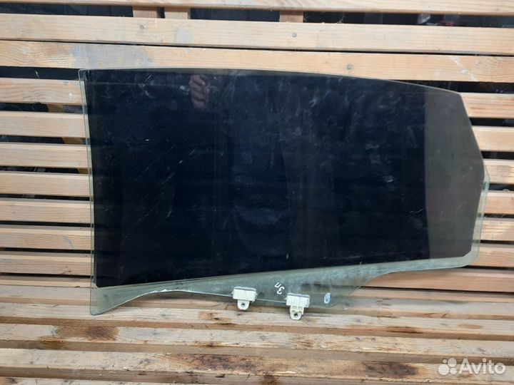 Nissan Teana J31 - стекло заднее правое