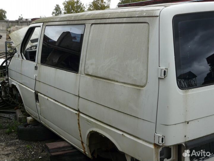 Стекла дверей Фольксваген Транспортер Т4