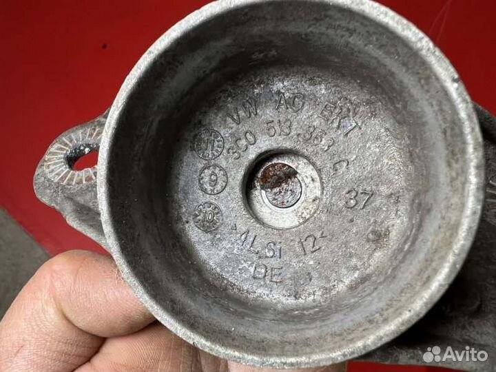 Опора амортизатора заднего Skoda Yeti 1.2 CBZ 2011