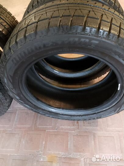 Bridgestone Blizzak Revo2 225/55 R17 97S