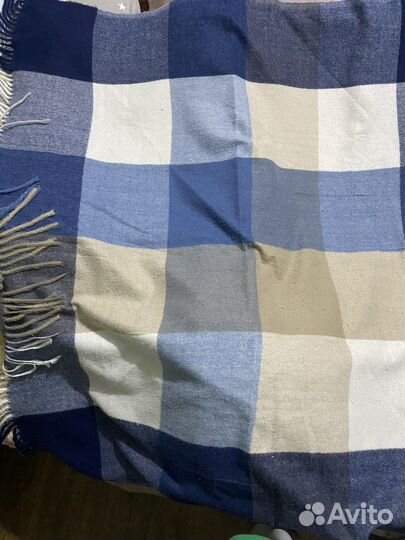 Пакет вещей (шарфы и шапка)