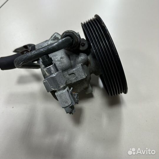 Насос гур Renault Logan; Megane 1.4-1.6 8200113599