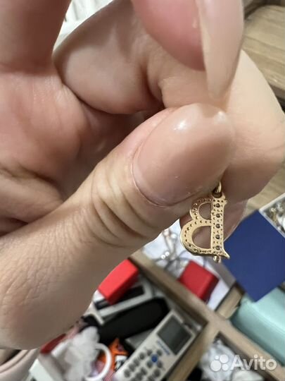 Подвеска буква 