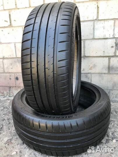Michelin Pilot Sport 4 225/45 R19