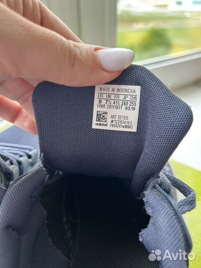 Кроссовки adidas